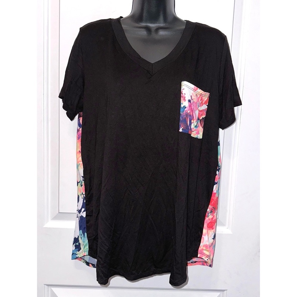Heimish black short sleeve tee with colorful flower print back & front pocket
